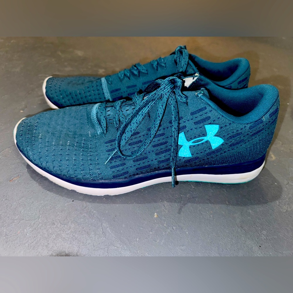 I am selling Under Armour Blue Teal Threadborne
Slingflex Knit Running Shoes